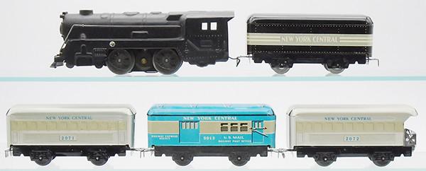 MARX NYC TRAIN SET & ACCESSORIES (1 of 3)
