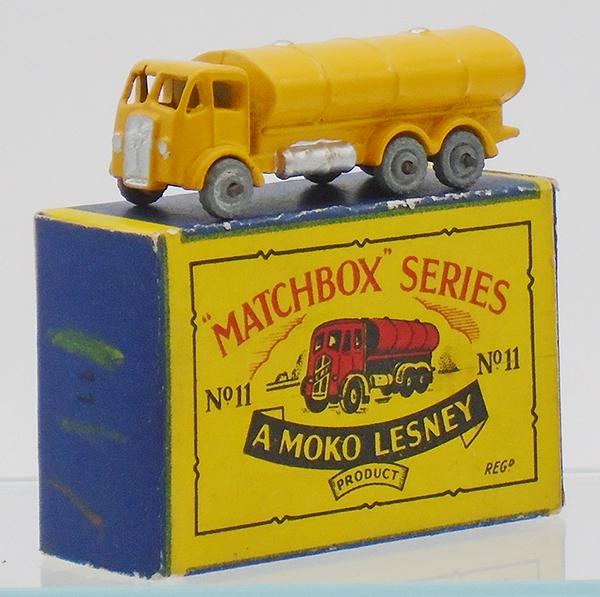 MATCHBOX 11A2 ROAD TANKER (1 of 2)