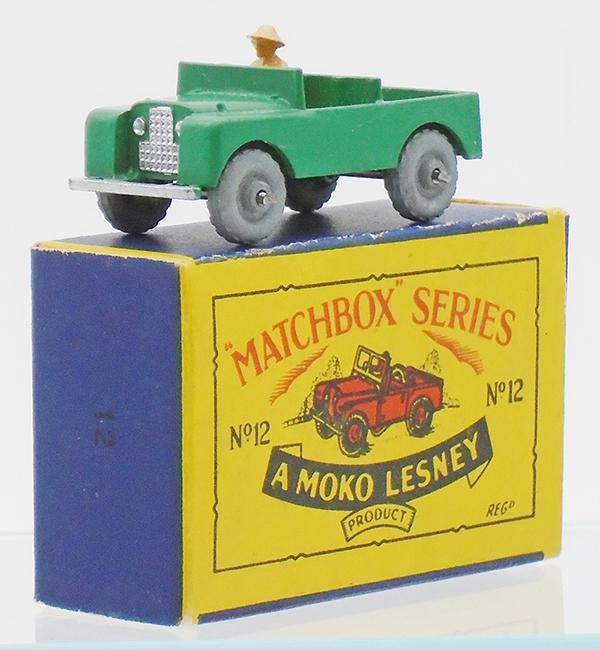 MATCHBOX 12A2 LAND ROVER (1 of 2)