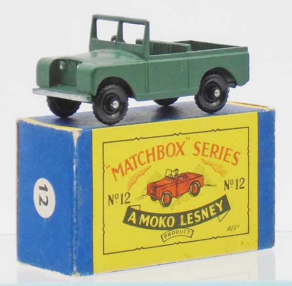 MATCHBOX 12B2 LAND ROVER (1 of 2)