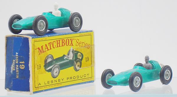 2 MATCHBOX 19C ASTON MARTINS (1 of 2)