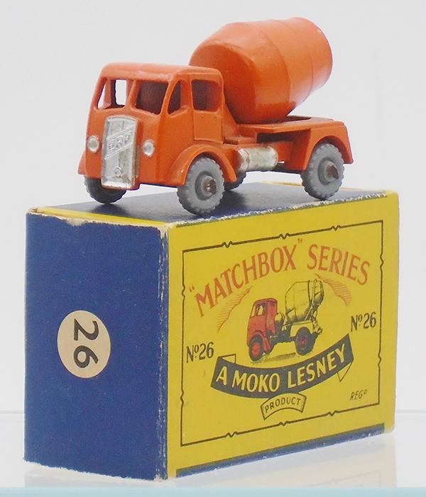 MATCHBOX 26A3 ERF CEMENT MIXER (1 of 2)