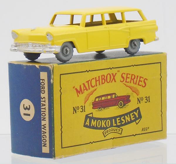 MATCHBOX 31A4 FORD STATION WAGON (1 of 2)