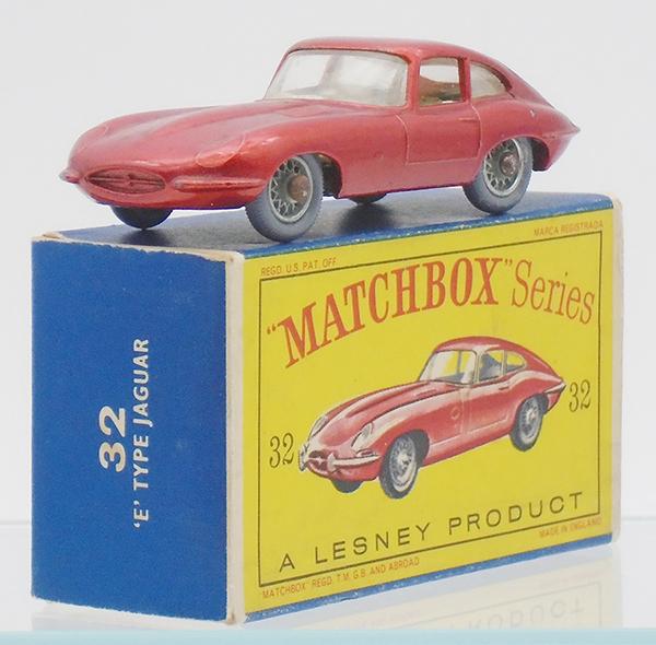 MATCHBOX 32B2 JAGUAR XKE (1 of 2)