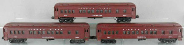 3 LIONEL MADISON CARS: O ga, 2625 Irvington, 2627 Madison, 1 factory touch up spot on side, 2628 Manhattan, cars have silhouettes in window, C8.