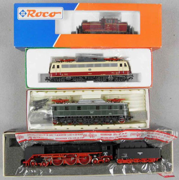 RIVAROSSI, ROCO & LILIPUT LOCOS: HO ga, Rivarossi 1095, Roco 43915 & 43959, Liliput 10509, all are factory made 3-rail for Marklin track, orig boxes minor wear, C8-9.