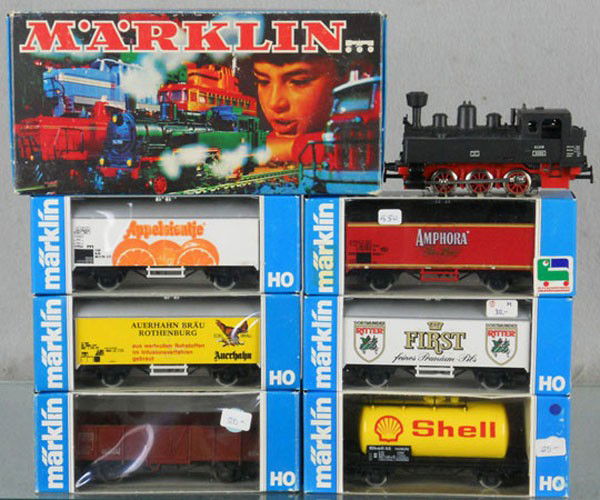 MARKLIN TRAIN SET: HO ga, 3090 tank loco, w/cars 4415, 4430, 4442, Appelsientje, Amphora, Dortmunder Ritter, orig boxes, loco box has minor wear, C9-10.