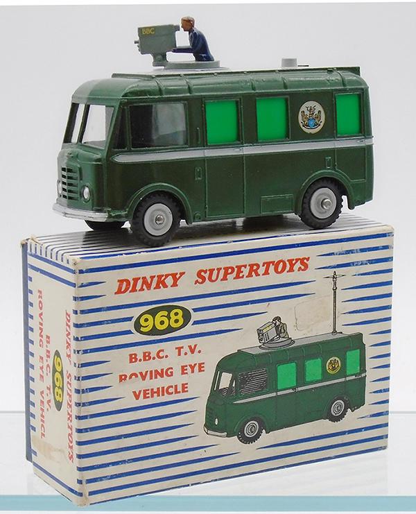 DINKY 968 BBC TV ROVING EYE VEHICLE (1 of 3)