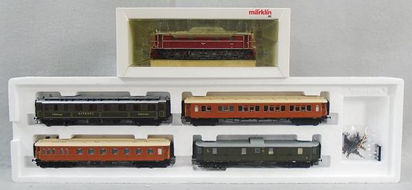 MARKLIN TRAIN SET (1 of 2)