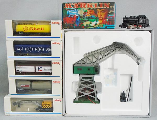 MARKLIN TRAIN SET (1 of 2)