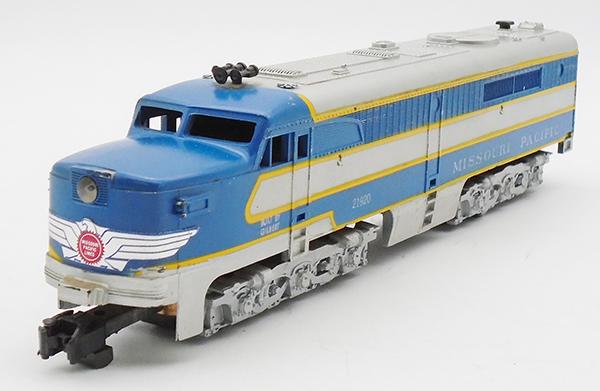 AMERICAN FLYER 21920 MISSOURI PACIFIC PA LOCO: S ga, 1 paint chip above headlight, plastic steps, ca 1964, C7.
