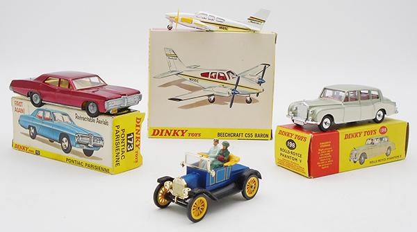 4 DINKY VEHICLES (1 of 2)