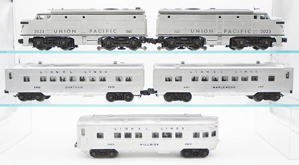 LIONEL 1464W DIESEL 3-CAR PULLMAN SET (1 of 3)