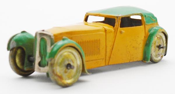 DINKY 22B SPORTS CAR (1 of 3)