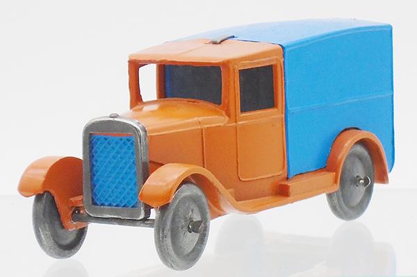 DINKY 22D DELIVERY VAN (1 of 3)