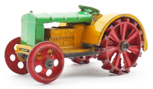DINKY 22E TRACTOR (1 of 3)