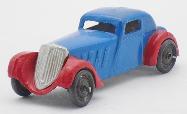 FRENCH DINKY 22B SPORTS COUPE (1 of 2)