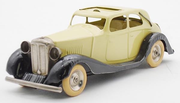 MINIC 46M DAIMLER SUNSHINE SALOON (1 of 2)