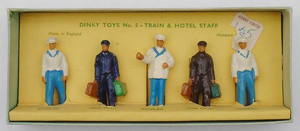 DINKY SET 5 TRAIN & HOTEL STAFF (1 of 2)
