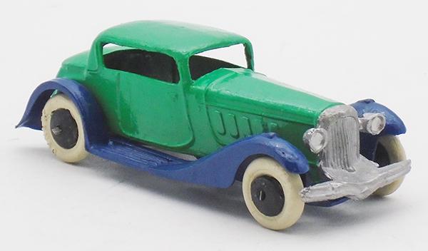 FRENCH DINKY 24D VOGUE SALOON (1 of 2)