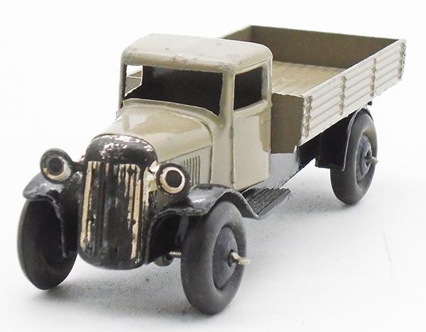 DINKY 25A WAGON (1 of 2)