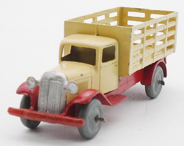 FRENCH DINKY 25F MARKET GARDENERS VAN (1 of 2)