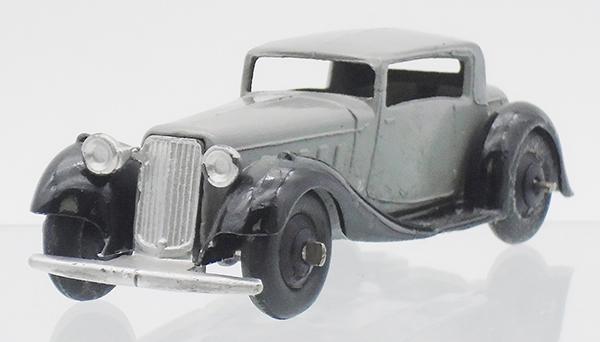 DINKY 36C HUMBER VOGUE COUPE: gray & black, black tires & hubs, some touch up spots on fenders, 1947 version, C7.