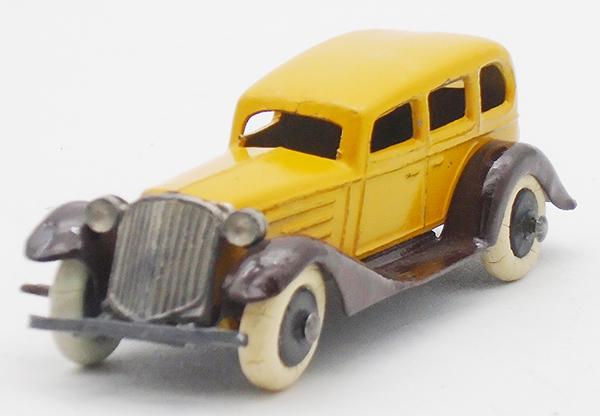 K.A. BIRK 1932 GRAHAM SEDAN (1 of 2)