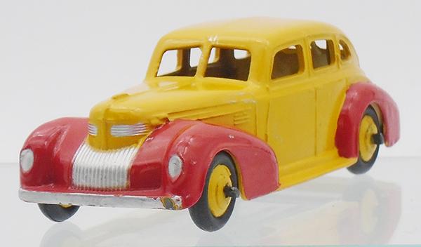 DINKY 39E CHRYSLER (1 of 2)