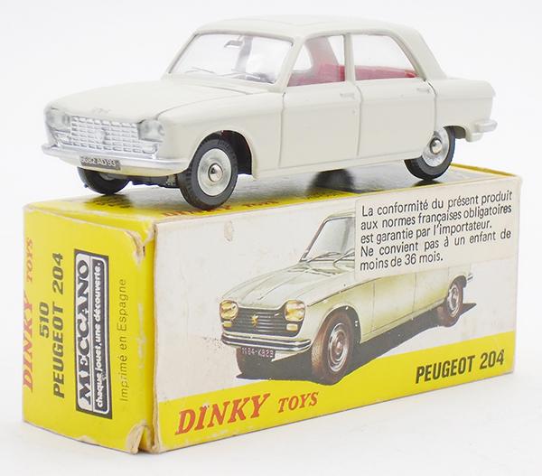 FRENCH DINKY 510 PEUGEOT 204 (1 of 2)
