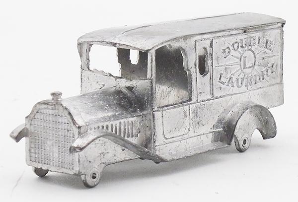 TOOTSIETOY 4630 DOUBLE L LAUNDRY VAN: factory casting from Tootsietoy archives, never painted, C10.