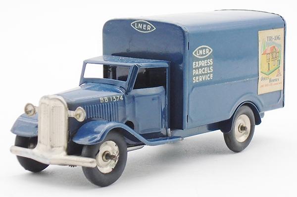 MINIC 81M LNER VAN (1 of 2)