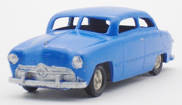 GASQUY FORD SEDAN (1 of 2)