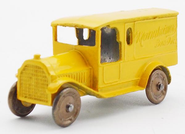 TOOTSIETOY 4630 SCHUMMANSMANN MANNHEIMER VAN: Schummans Mannheimer Bros Inc Van, yellow, restored, C9.