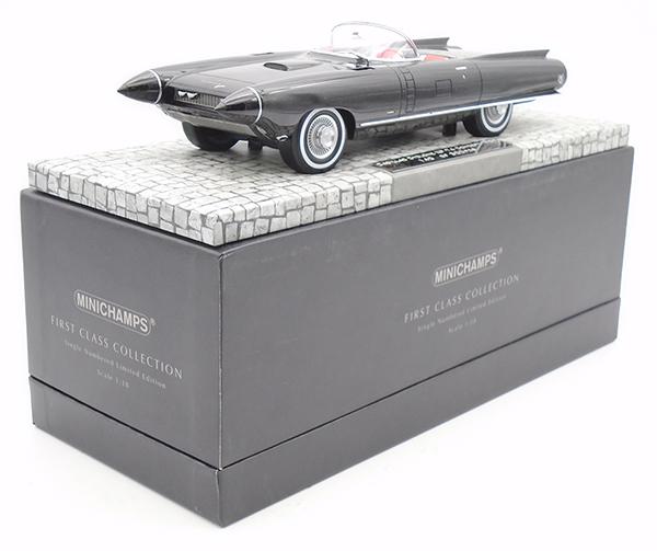 MINI CHAMPS 1959 CADILLAC CYCLONE XP (1 of 2)