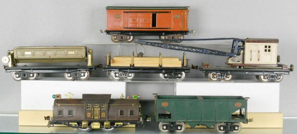 LIONEL TRAIN SET: std ga, 10E loco, customized, 216 hopper, 218 dump, 214 box car, 219 crane, 211 lumber, all repainted, playworn, dirty & have surface oxidation, C5-6.