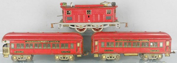 AMERICAN FLYER TRAIN SET: std ga, 4644 loco, cab has been repainted, die cast headlights fatiguing, 4151 Eagle Pullman, 4152 Eagle obsv, roof dented, missing 2 air tanks, C5.