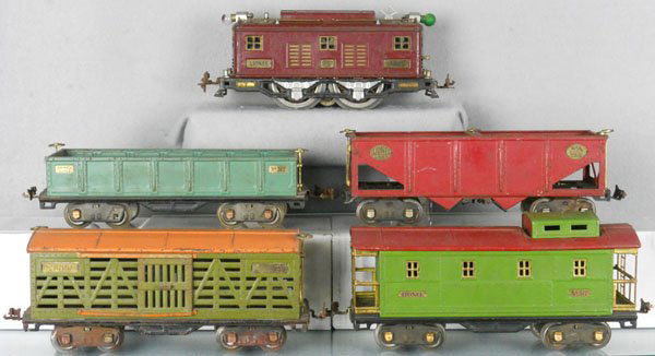LIONEL TRAIN SET: std ga, 8 loco, 512 gondola, 516 hopper, 513 stock, 517 caboose, set is playworn, dirty & has some oxidation, C4-5.