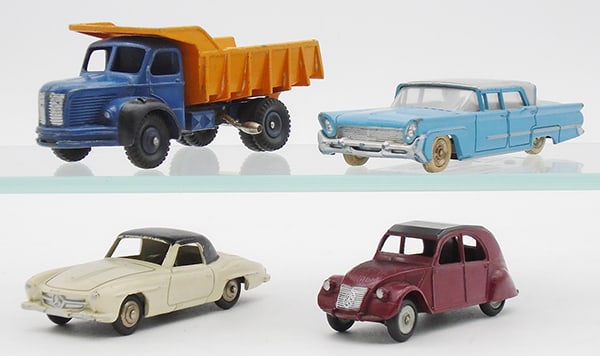 4 FRENCH DINKY VEHICLES (1 of 2)