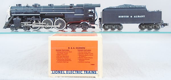 LIONEL 8606 BOSTON & ALBANY LOCO & TENDER: 0 ga, w/smoke & sound, orig box & inserts, C8.