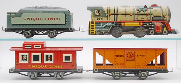 UNIQUE ART 400 TRAIN SET (1 of 3)