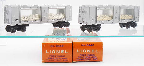 2 LIONEL 6445 FORT KNOX BULLION CARS: 0 ga, orig boxes minor wear, all flaps intact, C8-9.