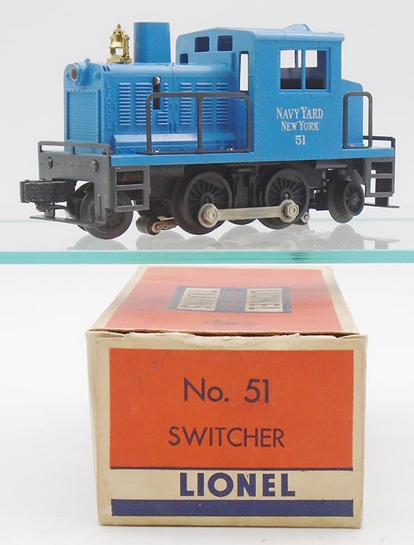 LIONEL 51 NAVY SWITCHER: 0 ga, orig box minor wear, C8.