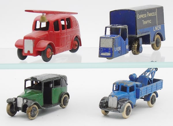 4 DINKY VEHICLES (1 of 2)