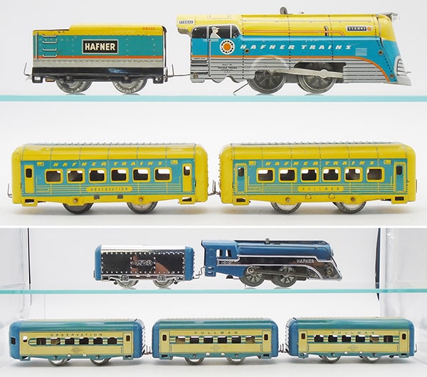 2 HAFNER TRAIN SETS (1 of 4)