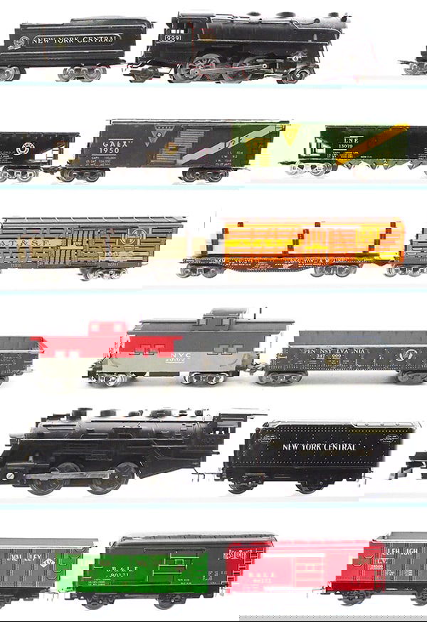 2 MARX TRAIN SETS (1 of 4)