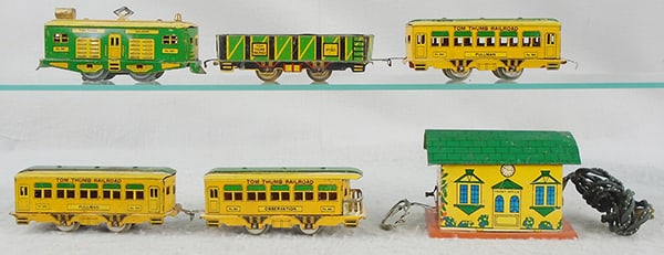 HOGE TOM THUMB TRAIN SET (1 of 2)