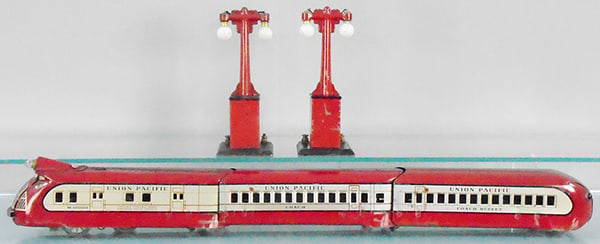 MARX UNION PACIFIC STREAMLINER: 0 ga, litho tin, M10000 electric loco, battery headlight, coach, coach buffet, maroon & silver, 2 #408 street lamps, 1 side of loco scratched up, C5-6.