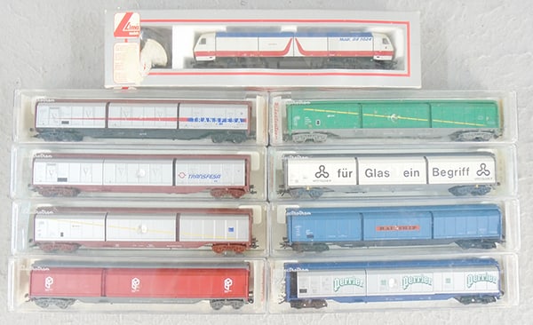 ELECTROTREN & LIMA FREIGHT SET: H0 ga, 3-rail, Lima 208401 ACL diesel engine, w/8 Electrotren freight cars 5502K, 5503K, 5504K, 5517K, 5519K, 5525W, 5533K, 5534K, orig boxes & inserts minor wear, loco box worn, C7.