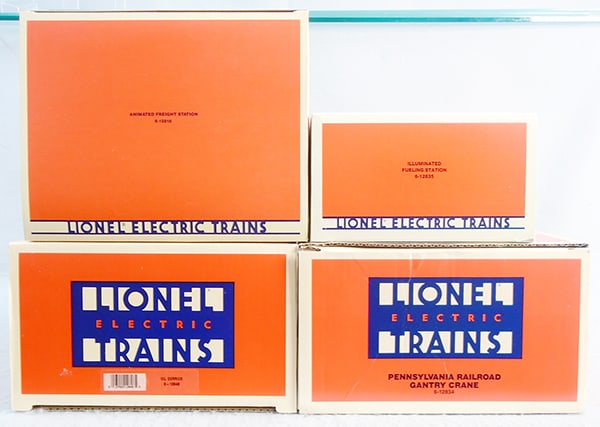 4 LIONEL ACCESSORIES (1 of 1)